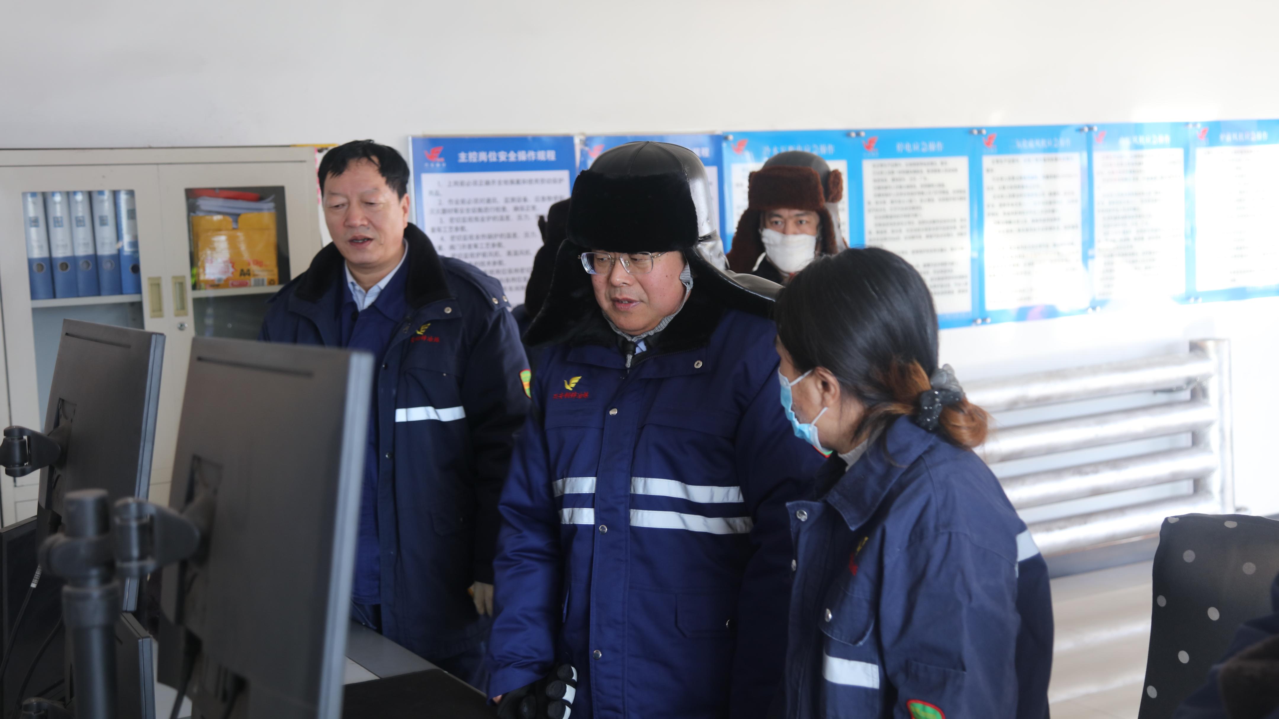 1770342083603055888.jpg auto